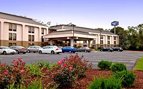 Milford Hampton Inn